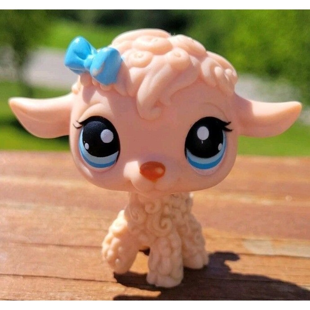 LPS LITTLEST PET SHOP #447 PEACH LAMB BLUE EYES BLUE BOW Hasbro Authentic